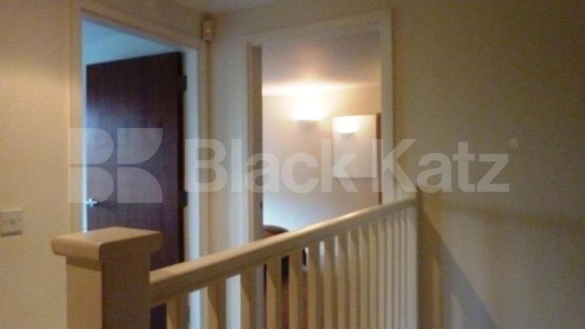 			New Instruction, 3 Bedroom, 1 bath, 1 reception Flat			 Barnsbury Grove, Islington